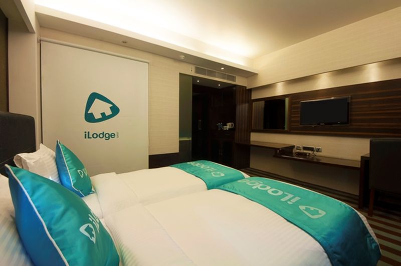 Hotel The Madison à New Delhi Extérieur photo