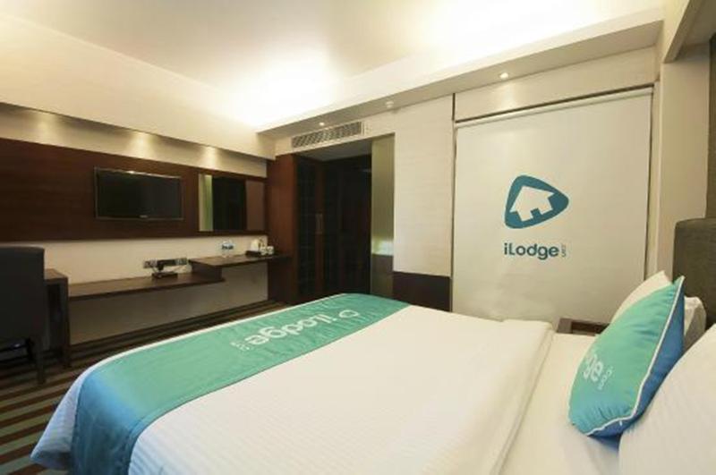 Hotel The Madison à New Delhi Extérieur photo